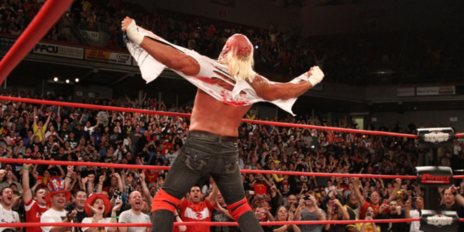 Hogan Hulks Up At TNA Bound For Glory 2011
