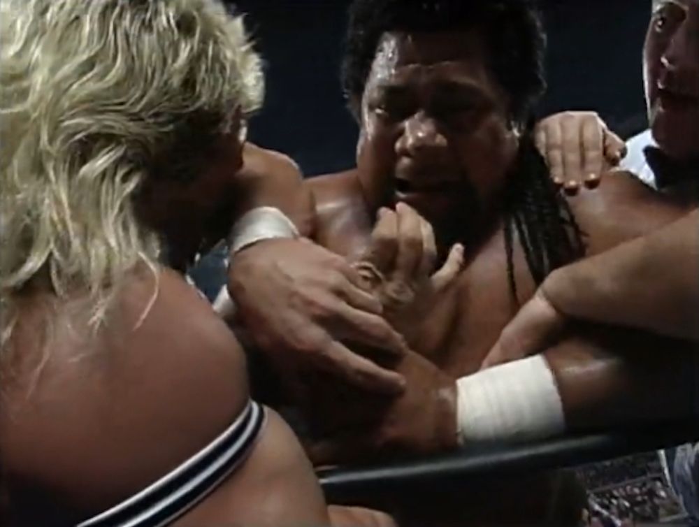 Lex Luger vs. Meng (WCW Halloween Havoc, 10/29/1995)