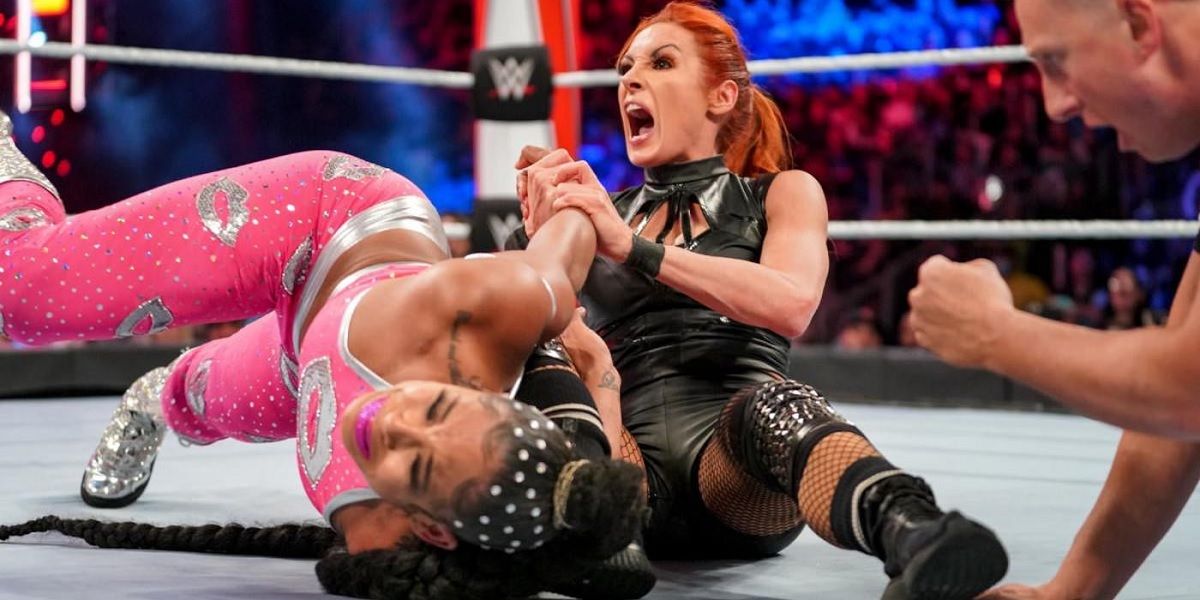 Becky Lynch Submission Bianca Belair