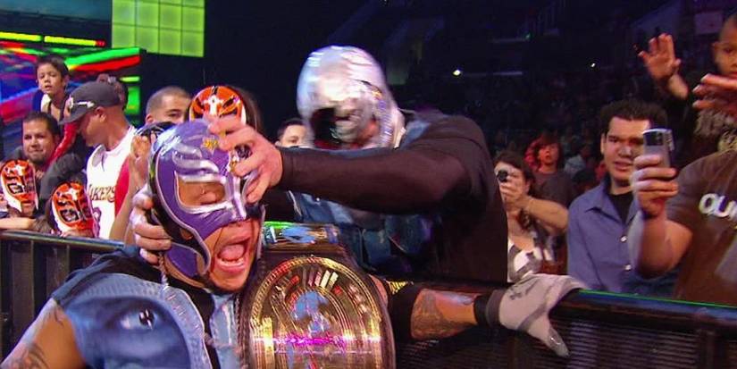 8 Times A Wrestler Disguised Themselves As A Fan