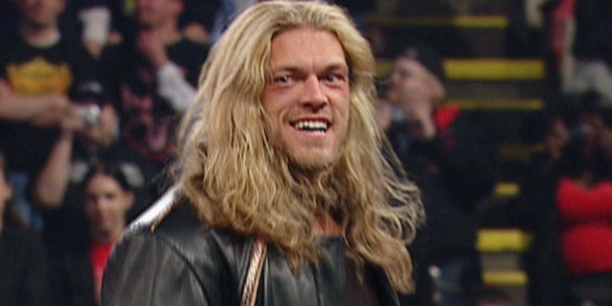 Edge returns to WWE in 2004 Cropped
