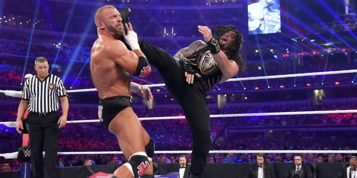 Triple H v Roman Reigns WrestleMania 32 Cropped