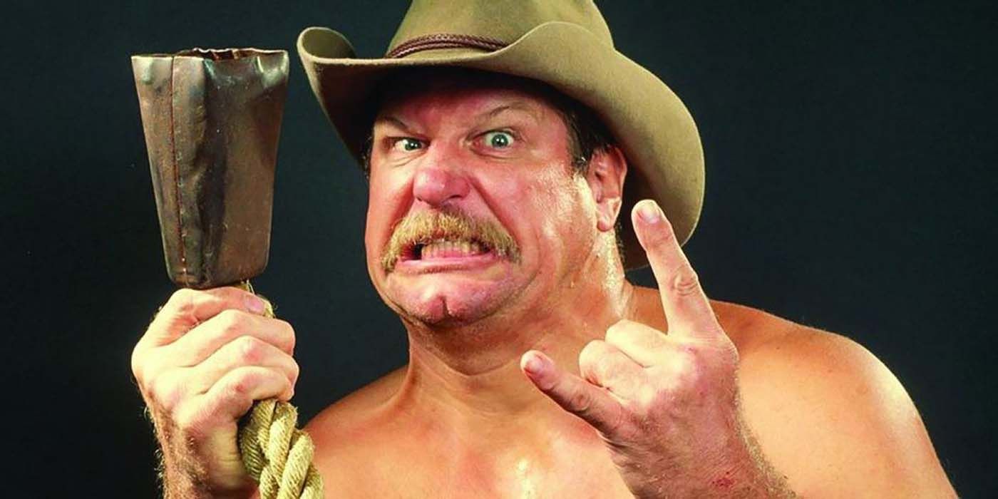 Stan-Hansen-with-his-cowbell-1
