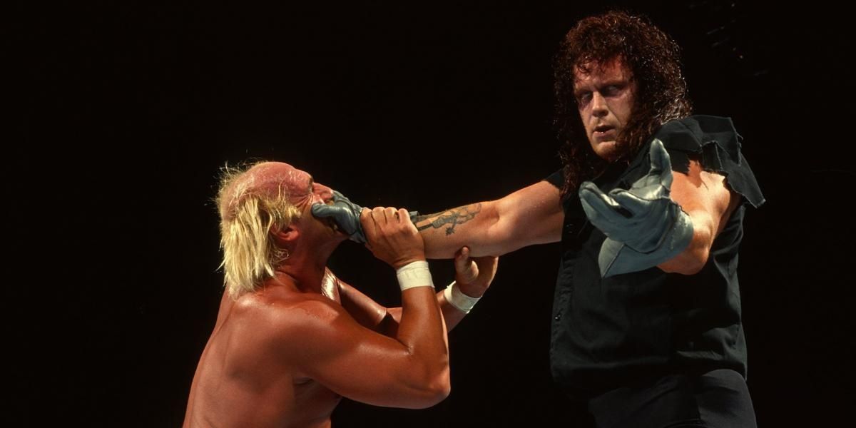 The Undertaker v Hulk Hogan Survivor Series 1991 cropped