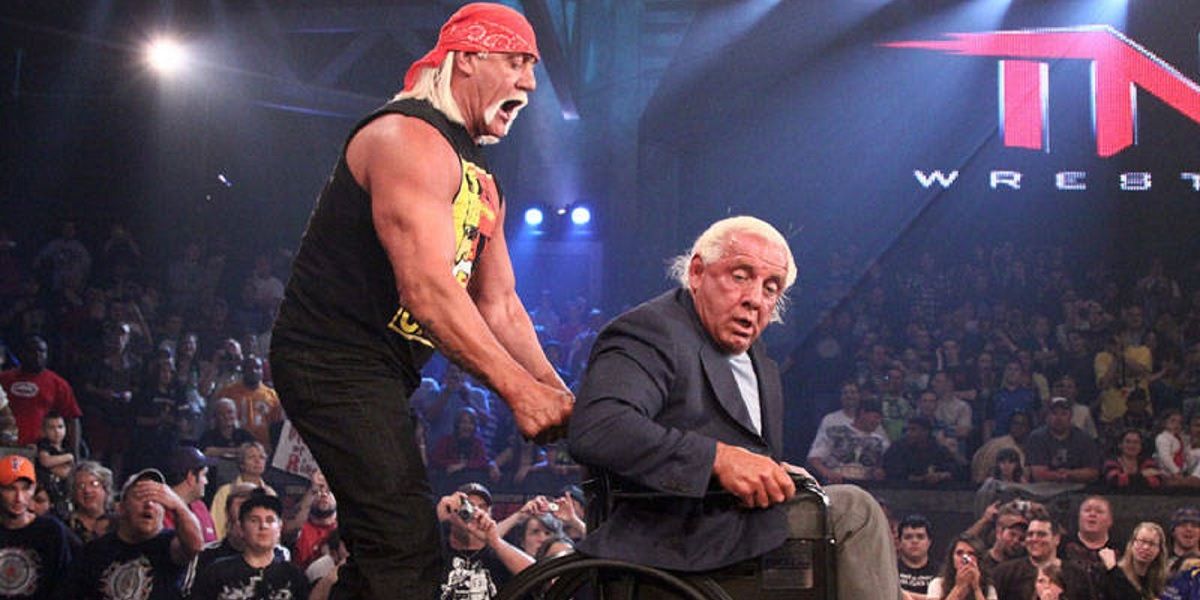 Hulk Hogan Pushes Ric Flair