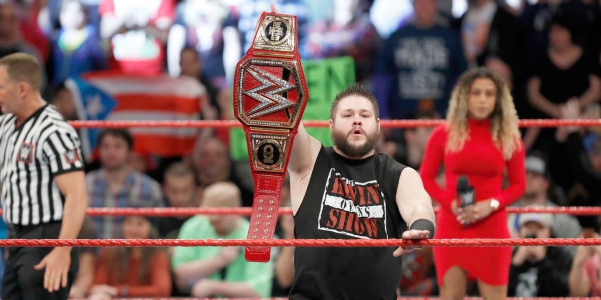 Kevin Owens Universal Champion 2017 Cropped
