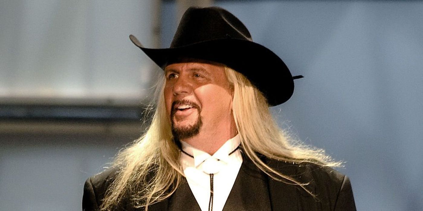 Michael Hayes during a Hall of Fame ceremony