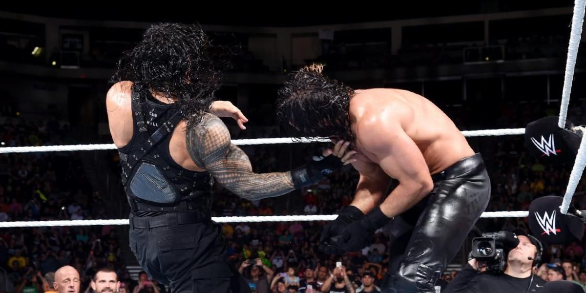 Roman Reigns v Seth Rollins SmackDown July 2, 2015 Cropped