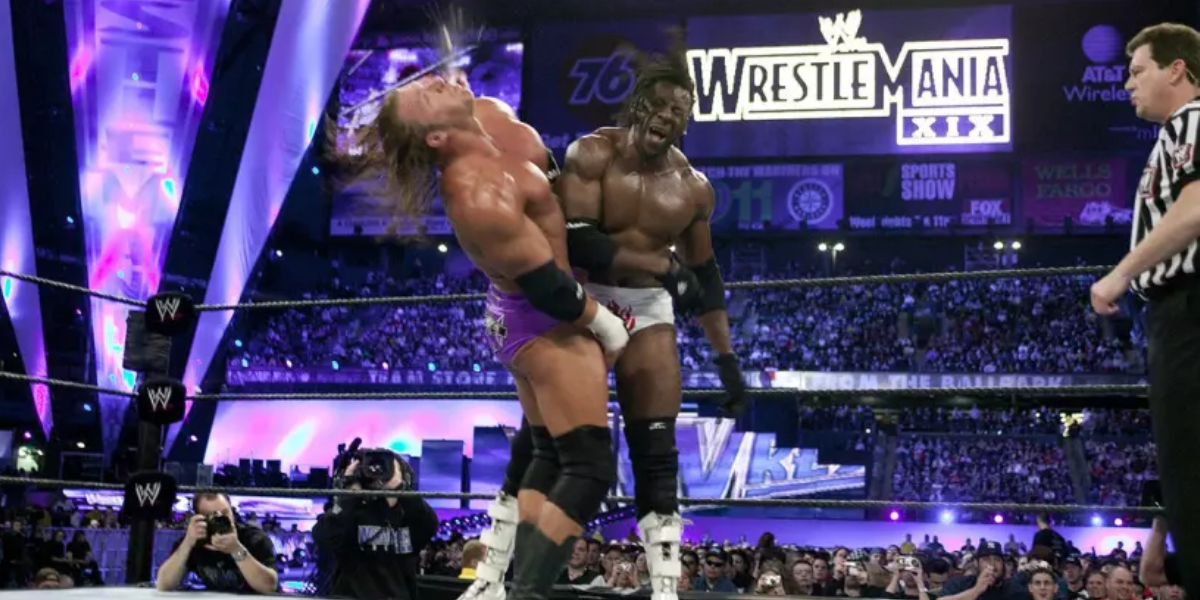 Triple-H-and-Booker-T-WrestleMania-19
