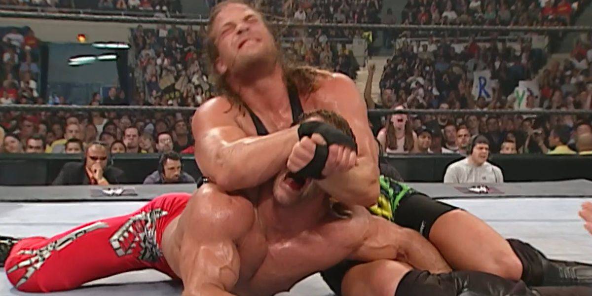 Scrossface 10 Iconic Wrestling Finishers: Who Did Them Best?