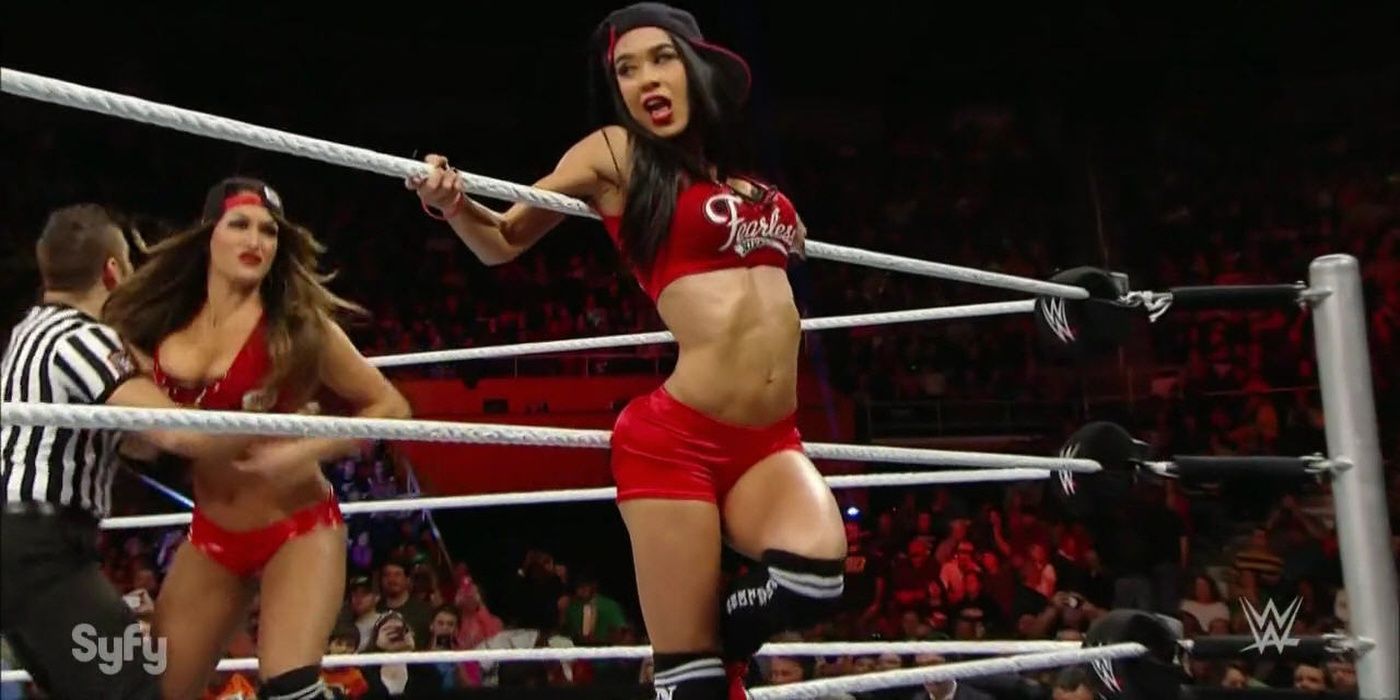 7 Things WWE Wants You To Forget About AJ Lee