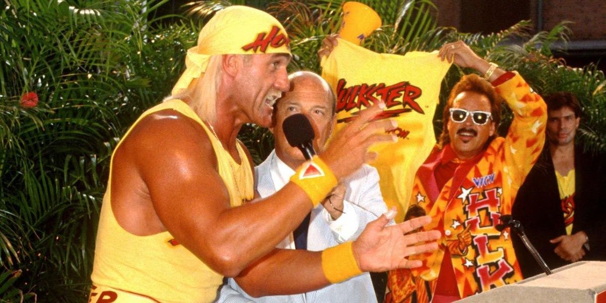 Hulk Hogan Arrives In WCW