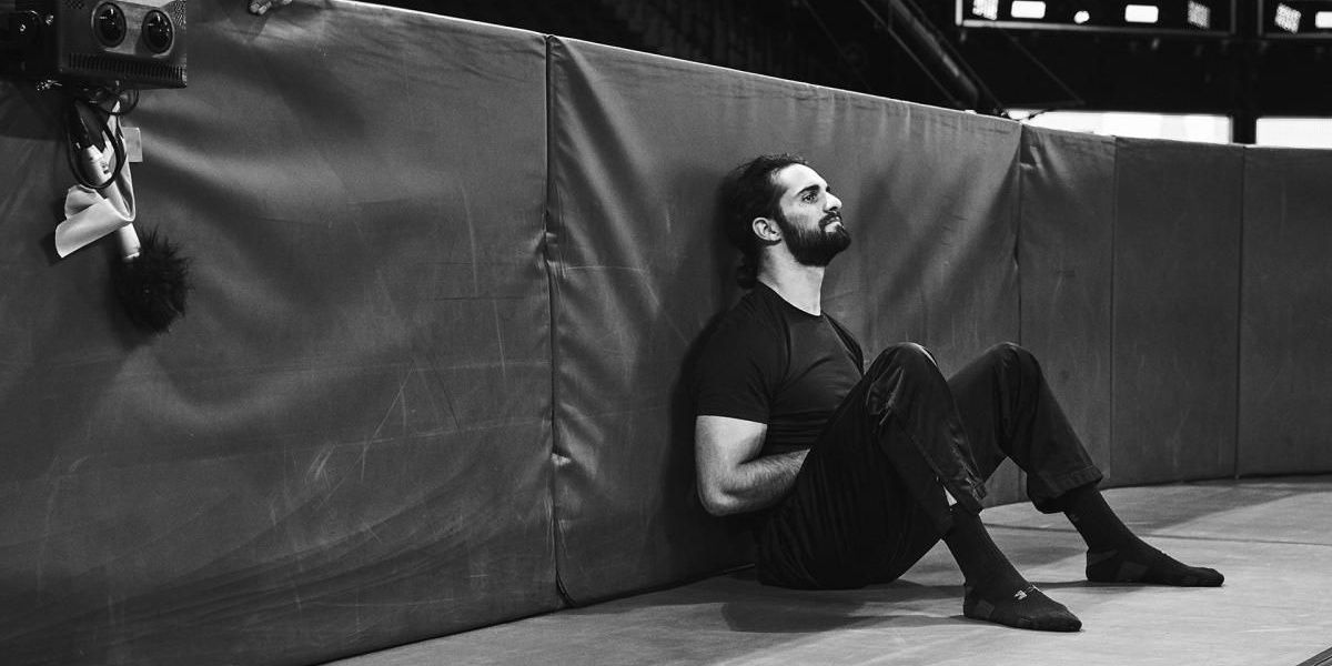 Seth Rollins sitting ringside Cropped