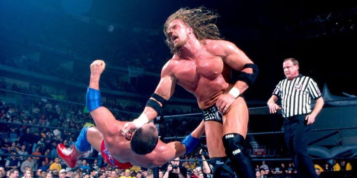 Kurt Angle v Triple H Royal Rumble 2001