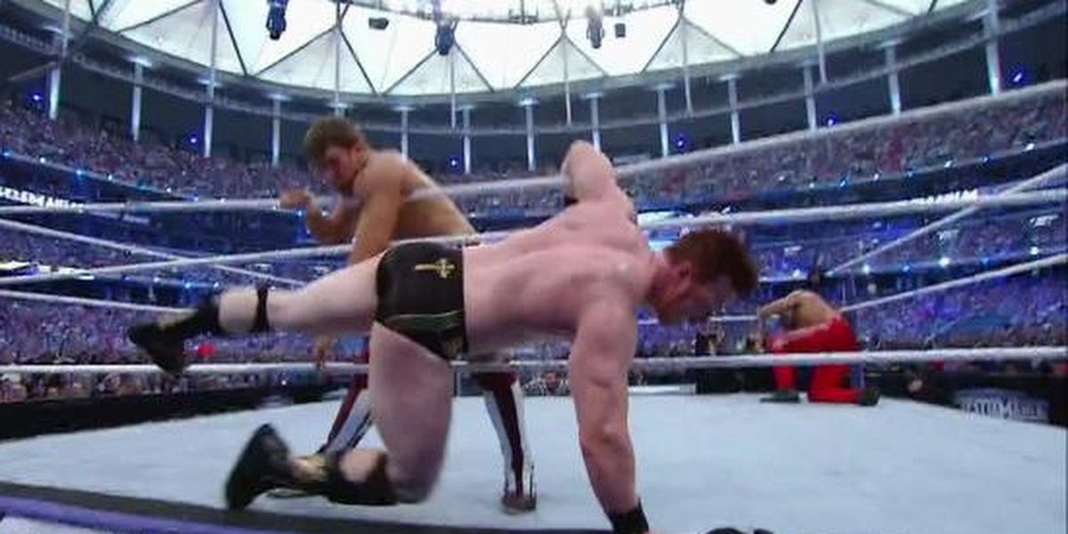 Sheamus v Daniel Bryan WrestleMania 27 Cropped