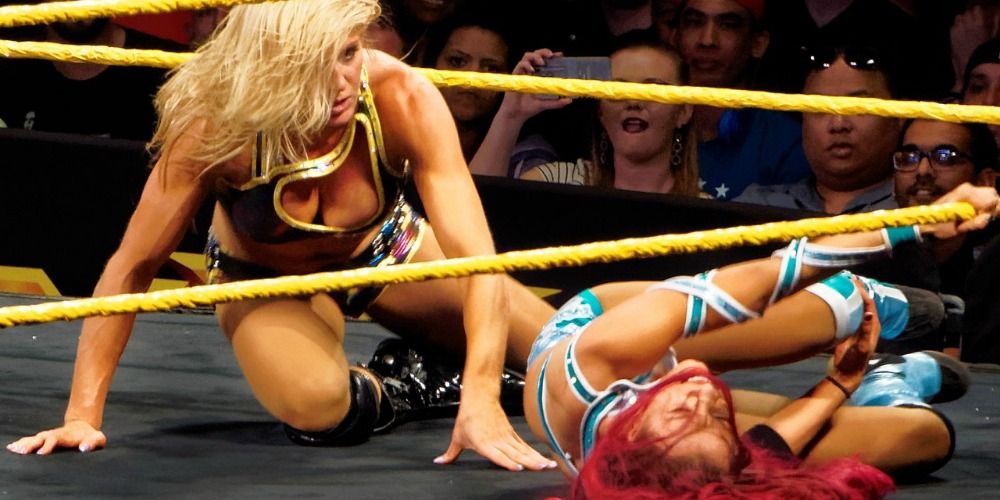 Charlotte Sasha Banks NXT Live