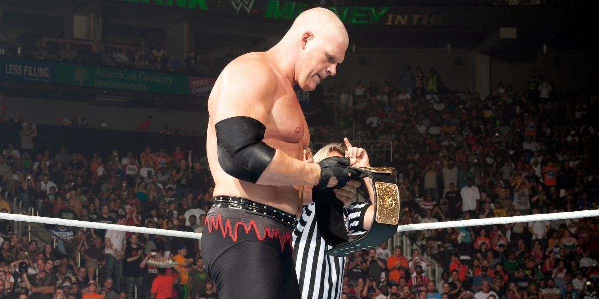 Kane World Heavyweight Champion Cropped