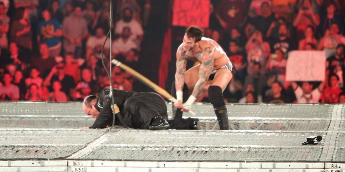 Paul Heyman & Ryback v CM Punk Hell in a Cell 2013 Cropped
