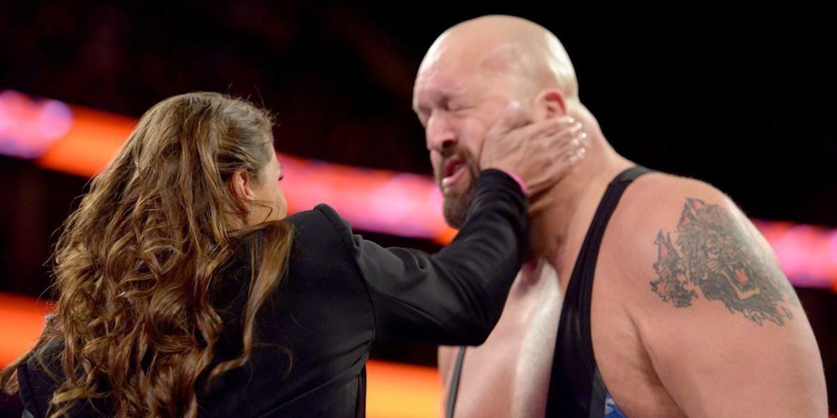 Stephanie McMahon Slaps Big Show