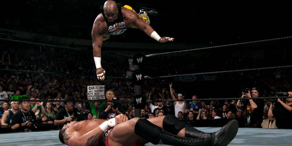 alt="Team Austin v Team Bischoff Survivor Series 2003 Cropped"