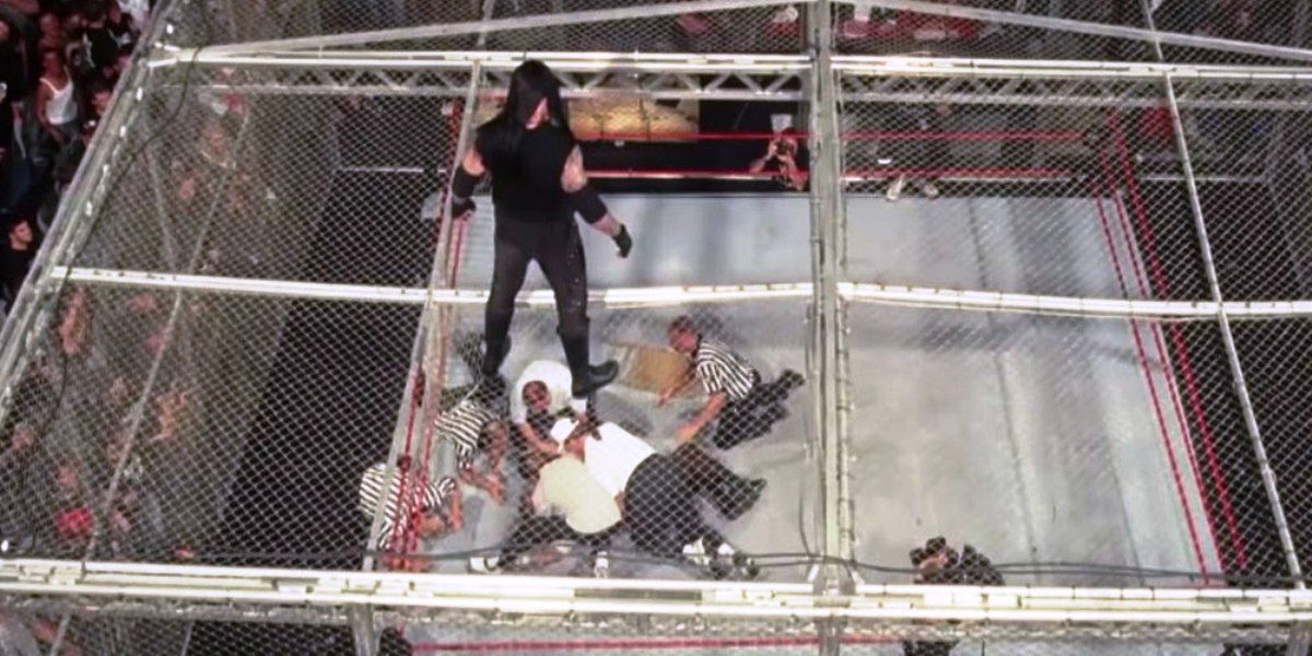 Undertaker vs Mankind Hell in a Cell
