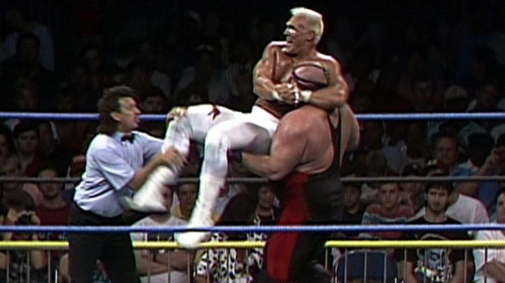 WCW World Heavyweight Championship: Big Van Vader vs. Sting (WCW The Great American Bash, 7/12/1992)