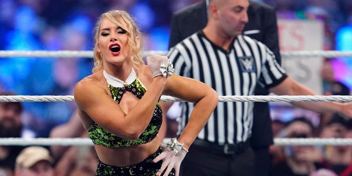 Lacey Evans Cropped