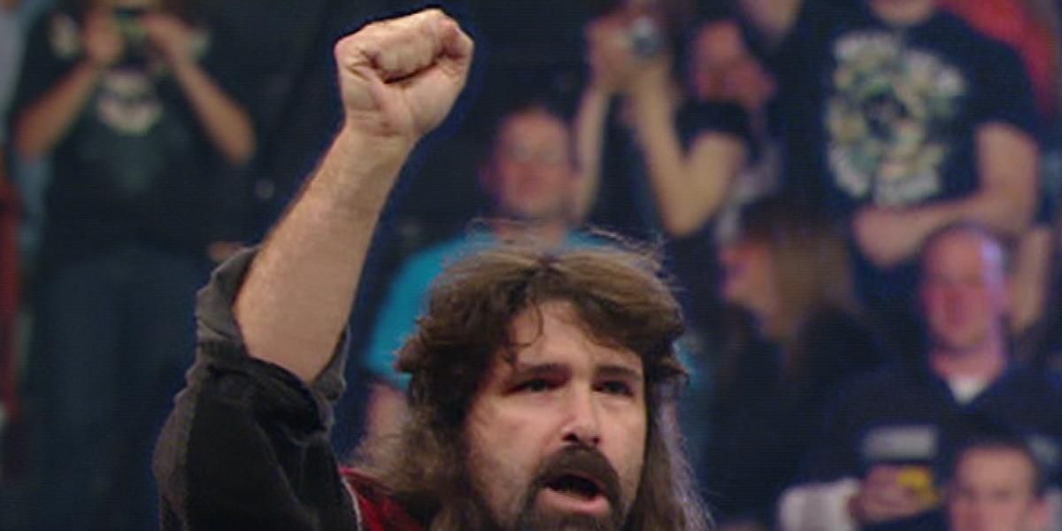 Mick Foley & Hornswoggle v The Highlanders Raw January 7, 2008 Cropped