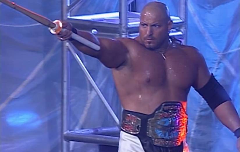 9 Best WCW Finishing Moves (Wasted On Bad Wrestlers)
