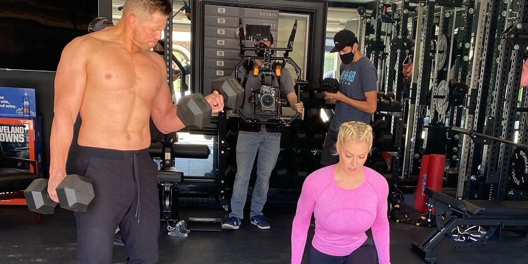 Miz and Maryse working out together 