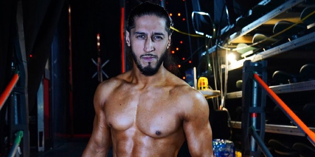 Mustafa Ali Gorilla Position 