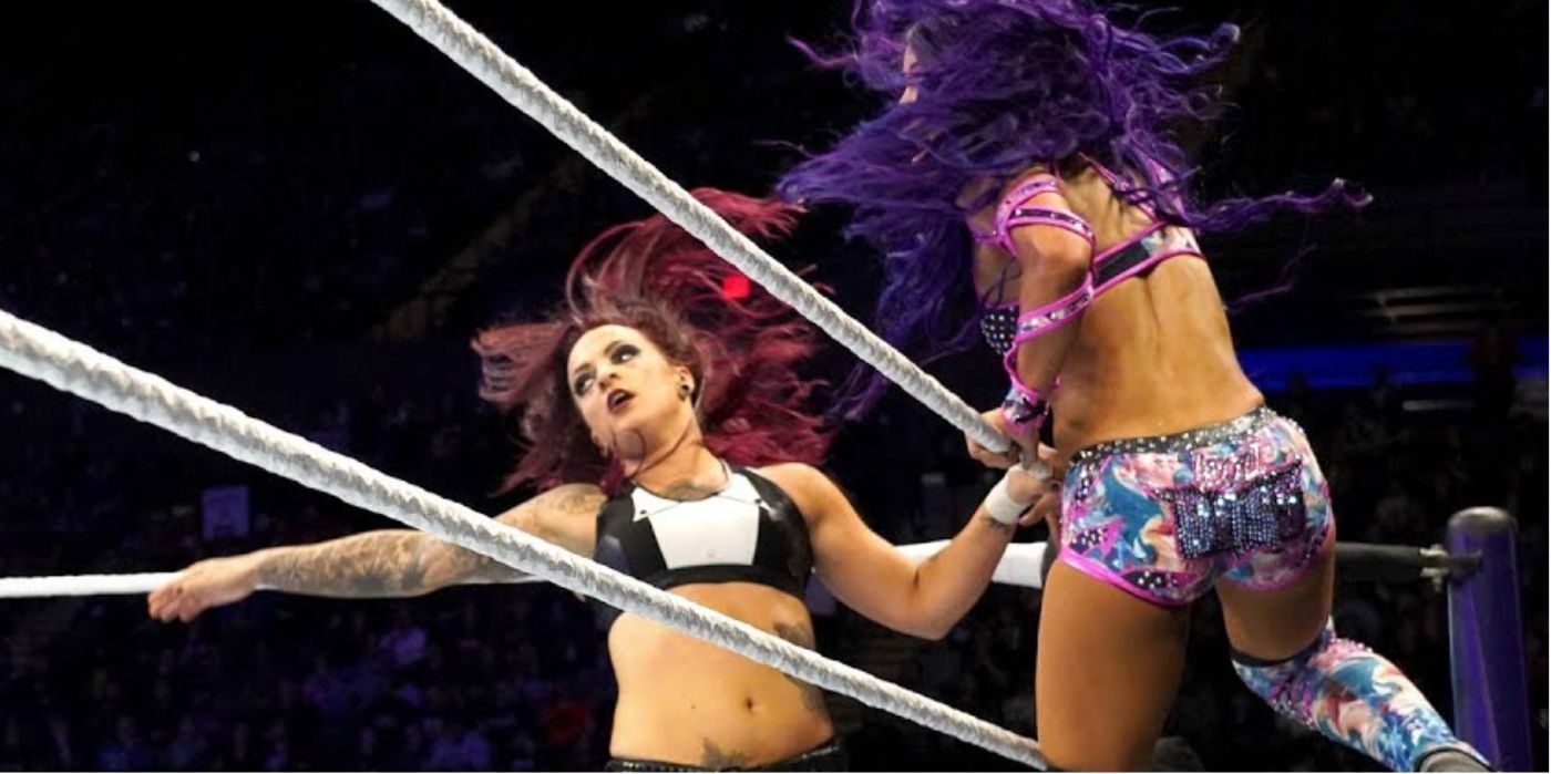 Sasha Banks and Ruby Riott WWE Evolution