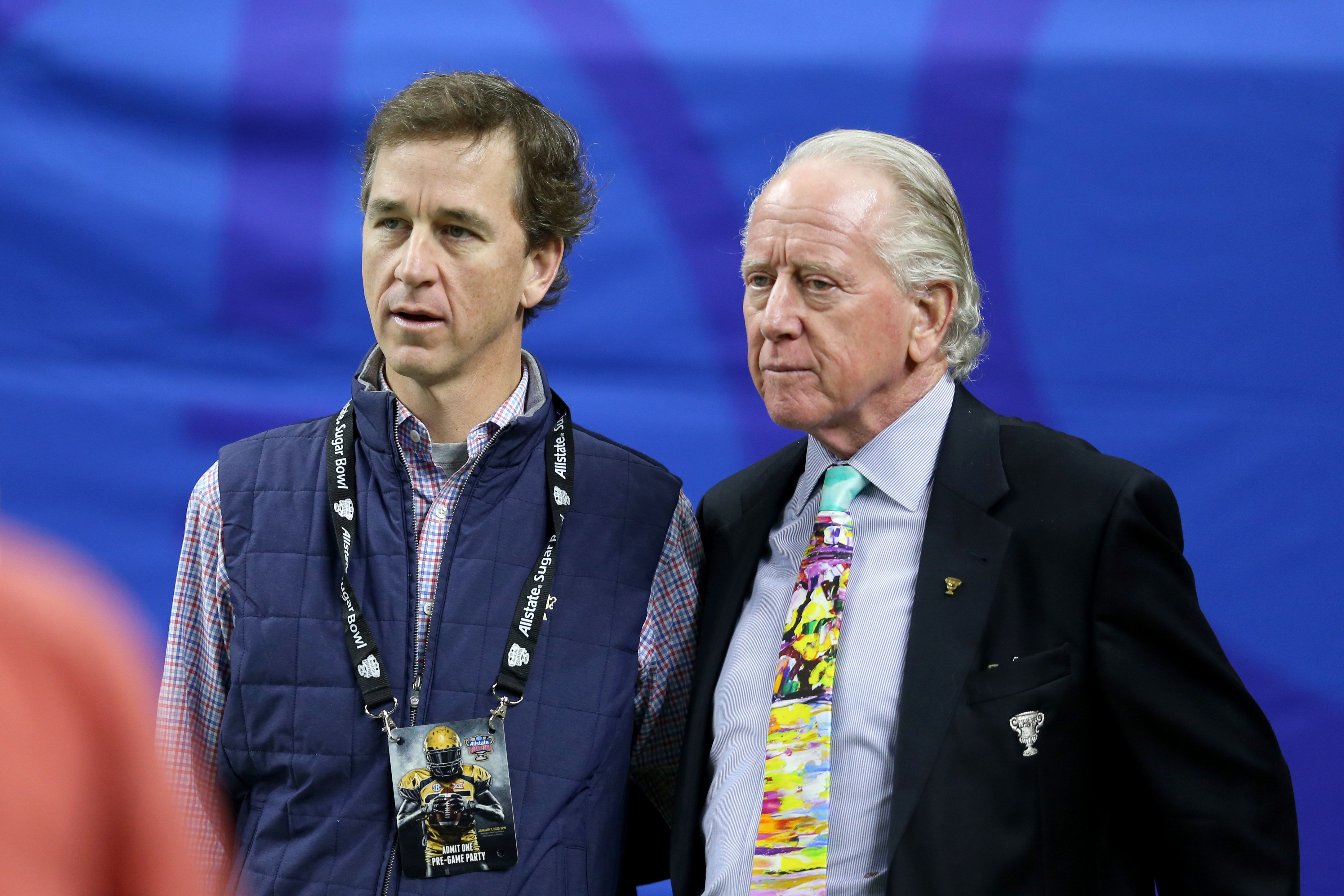 10 Things NFL Fans Should Know About The Manning Family