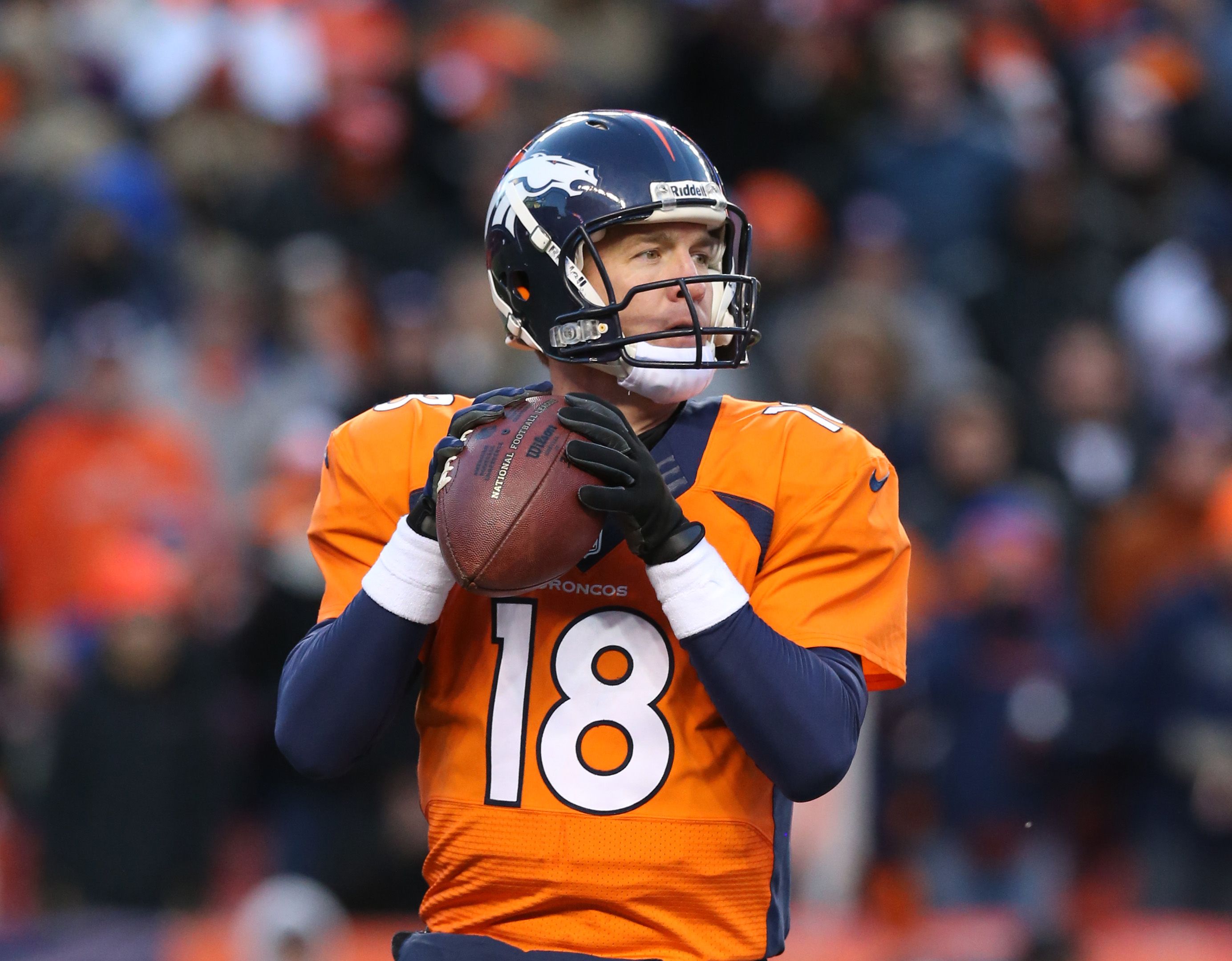 10 NFL Quarterbacks With Shocking Playoff Records