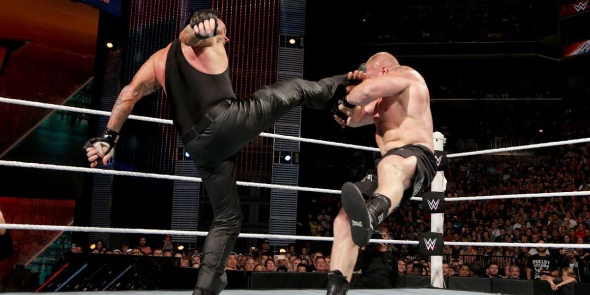 The Undertaker v Brock Lesnar SummerSlam 2015 Cropped