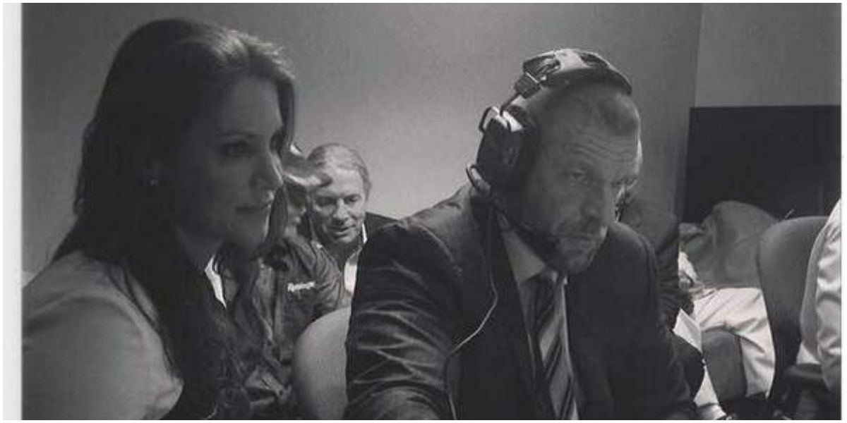 Triple H and Stephanie McMahon in Gorilla position