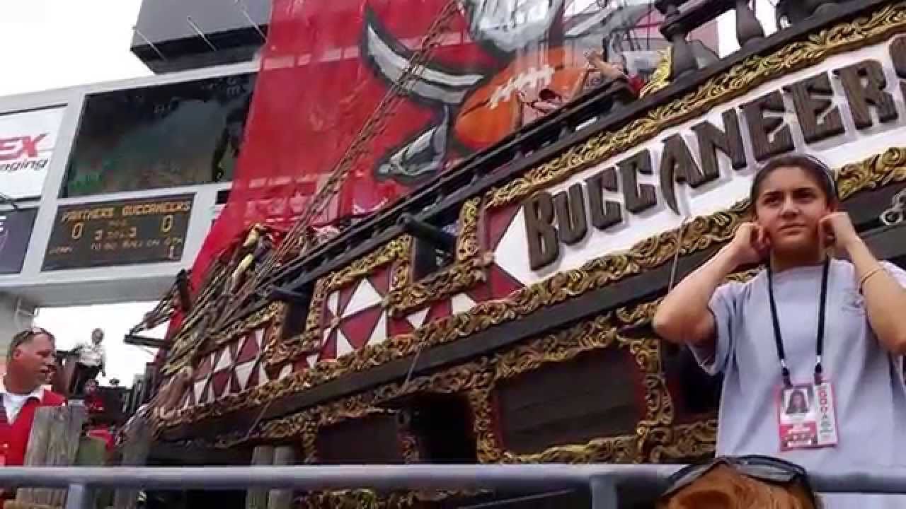 Tampa Bay Buccaneers Cannons