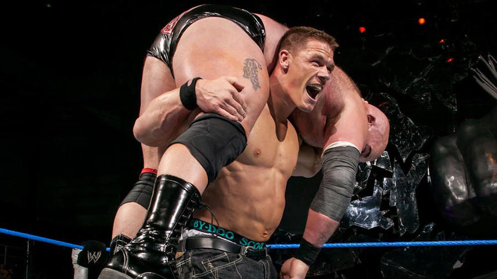 John Cena contra A-Train (WWE SmackDown, 4/3/2004)