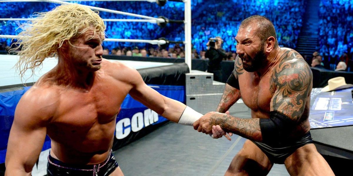 Batista v Dolph Ziggler SmackDown May 23, 2014 Cropped (1)
