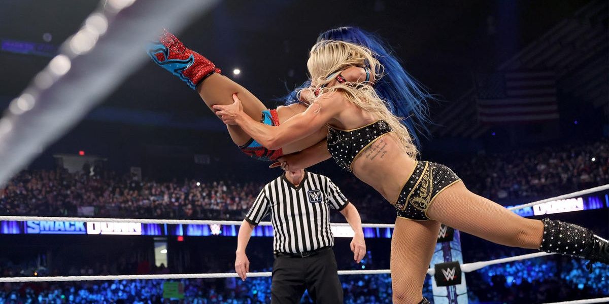 Charlotte Flair & Shotzi v Sasha Banks & Toni Storm SmackDown December 17, 2021 Cropped
