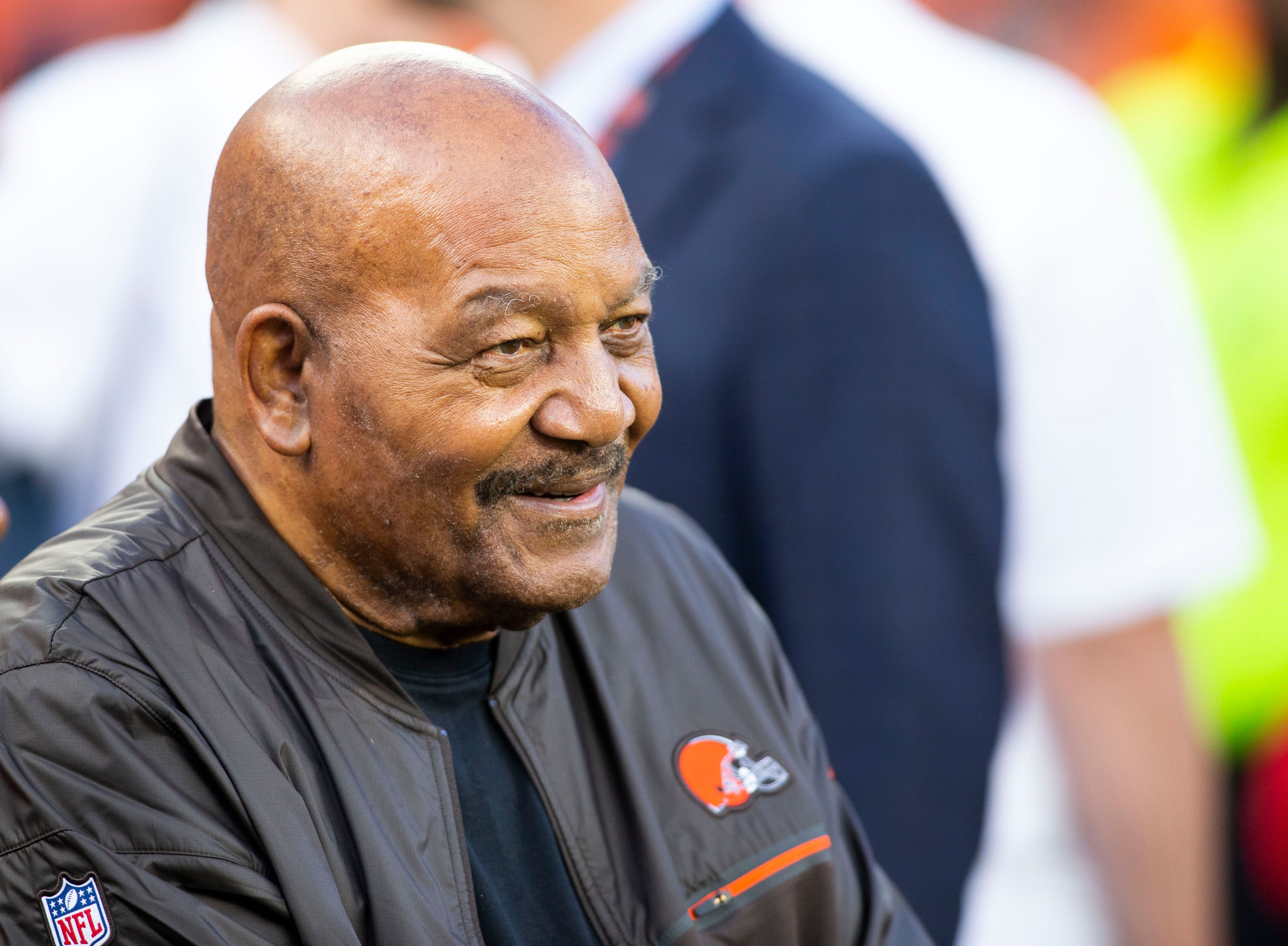 10 Things NFL Fans Should Know About Jim Brown