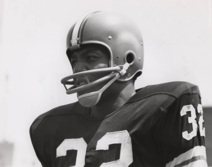 10 Things NFL Fans Should Know About Jim Brown