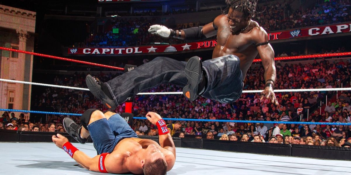 10 Things WWE Fans Should Know About R-Truth