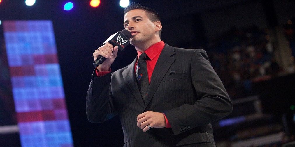 Justin Roberts, WWE, Ring Announcer