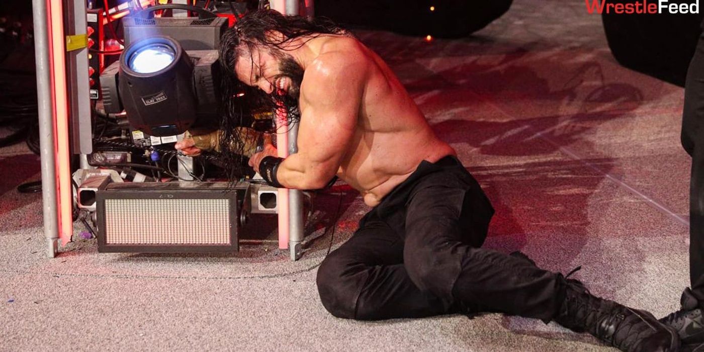 Roman Reigns Handcuffed At Royal Rumble 2021  