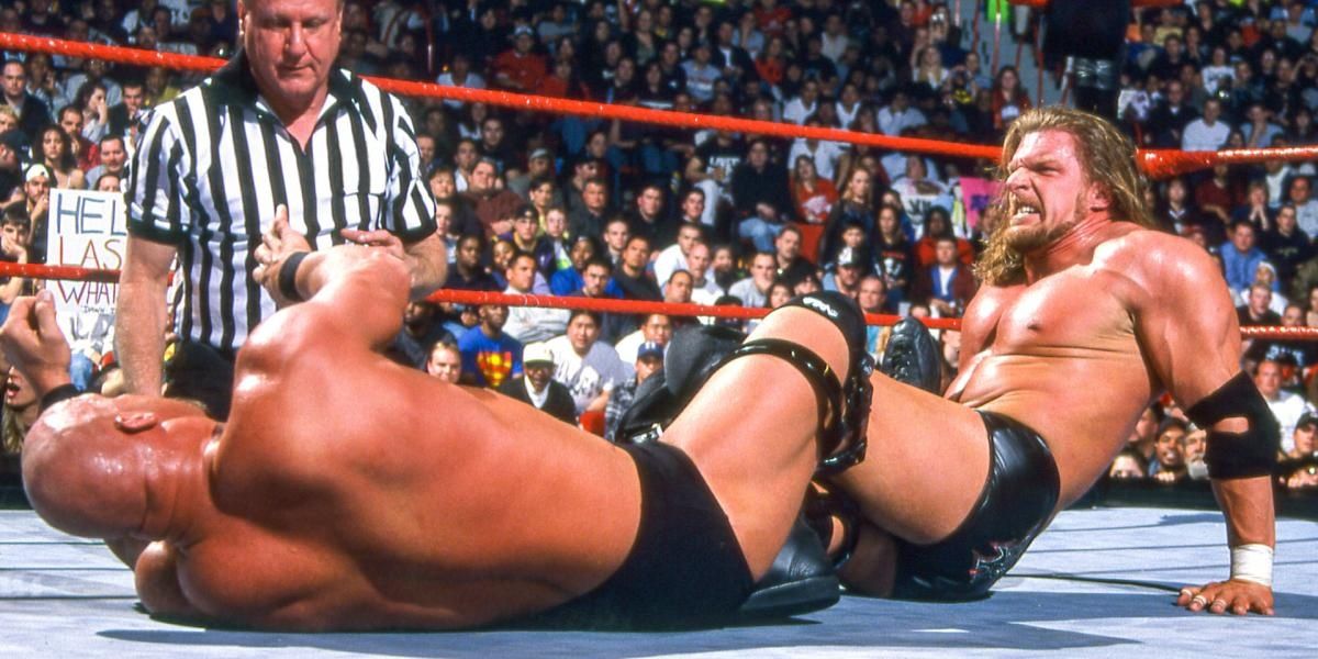 Triple H v Steve Austin No Way Out 2001 Cropped