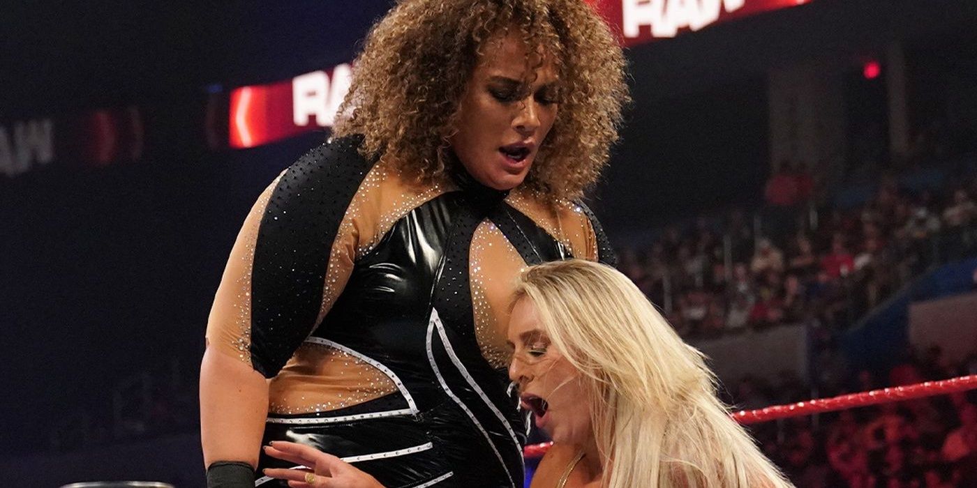 Charlotte wrestles Nia Jax Cropped