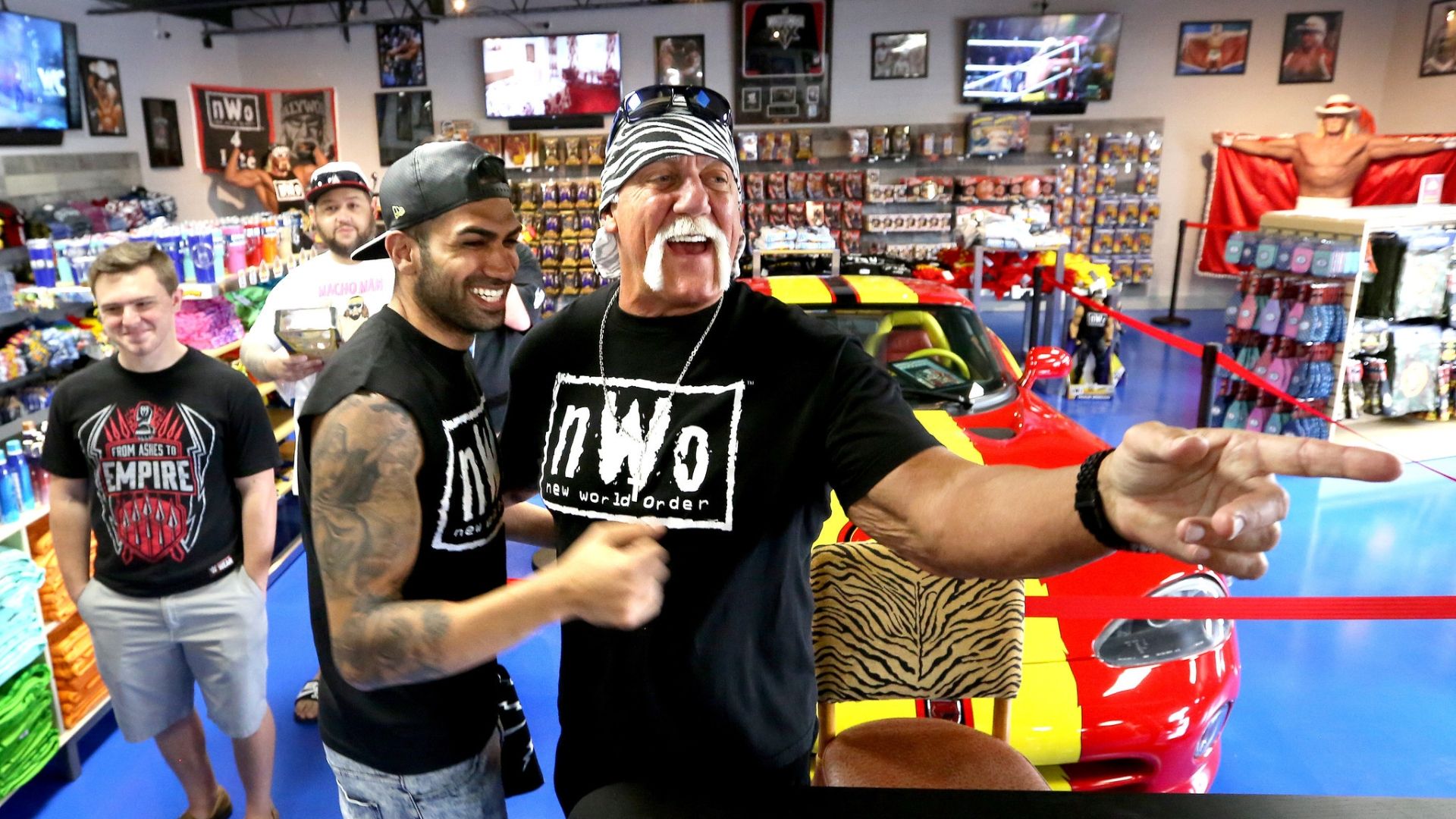 Hulk Hogan with a fan
