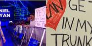 9 Funniest Fan Signs In WWE History