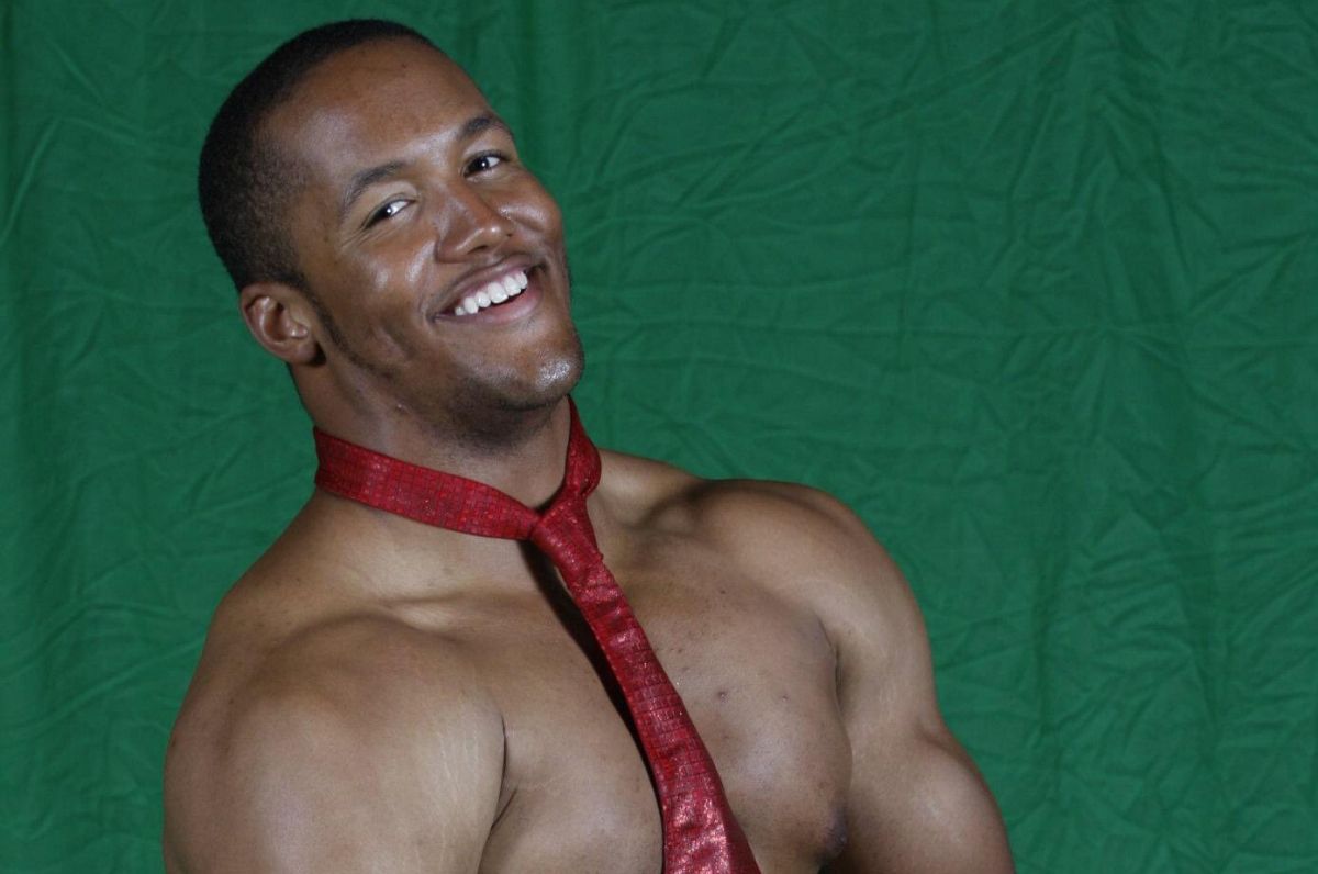 10 things fans need to know about wwe commentator byron saxton